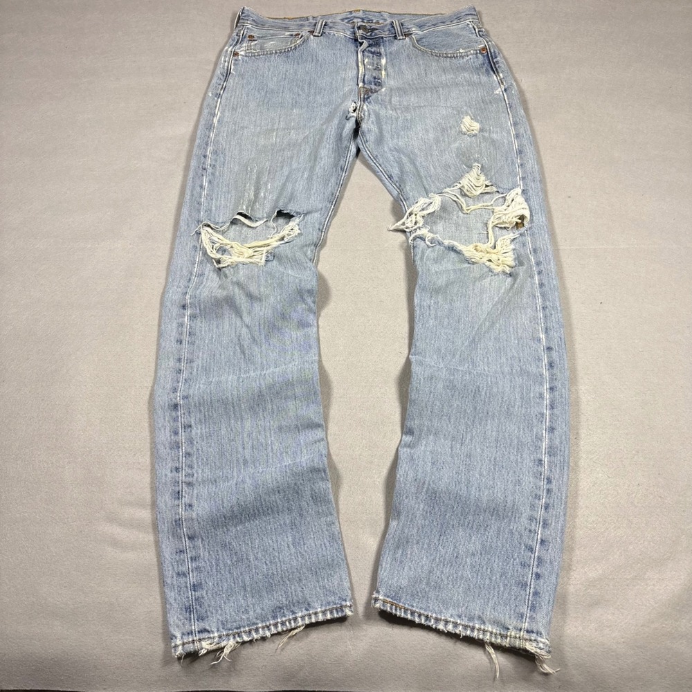 Levis 501 Mens Distressed Straight Leg Jeans Light Wash Blue W32 L32 00501-0193